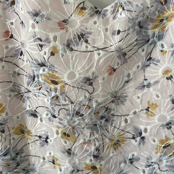 Ann Taylor Loft soft pink with floral lined top. Size medium - Picture 5 of 5